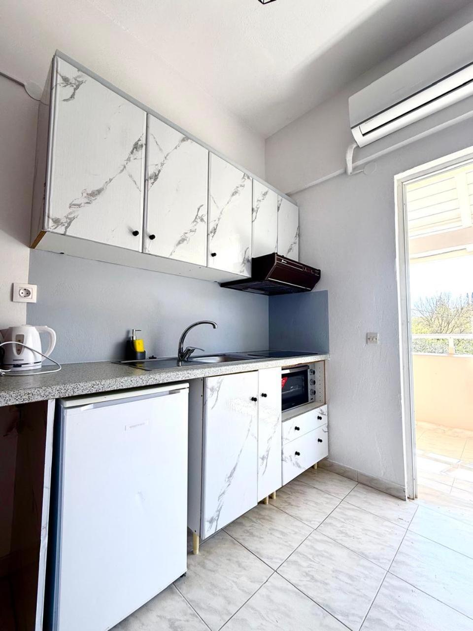 Marina Studios Sidárion Exteriör bild
